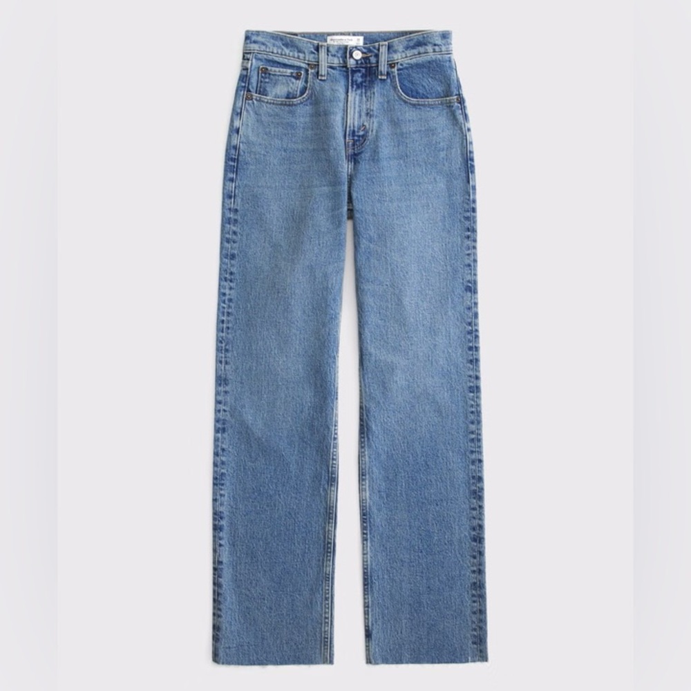Abercrombie & Fitch Curve Love High Rise 90’s Relaxed Frayed Hem Jeans